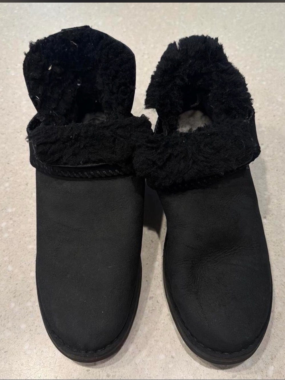 UGG Women's Black Faux Shearling-Lined Slip-On Slippers